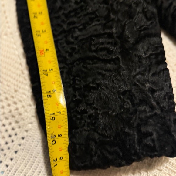 Genuine Swakara South-West African Fur Lamb's Coat with mink Collar - Picture 16 of 16